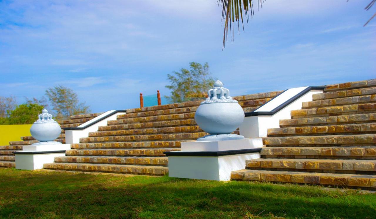Thaulle Ayurveda Resort - Yala Tissamaharama Eksteriør billede